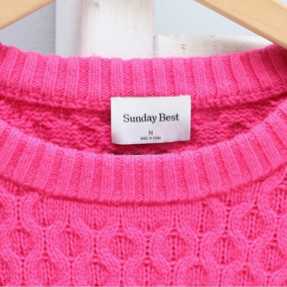 Sunday Best Aritzia Pink Merino Wool Blend
Peggy Comfy Sweater Size Medium - Picture 4 of 8